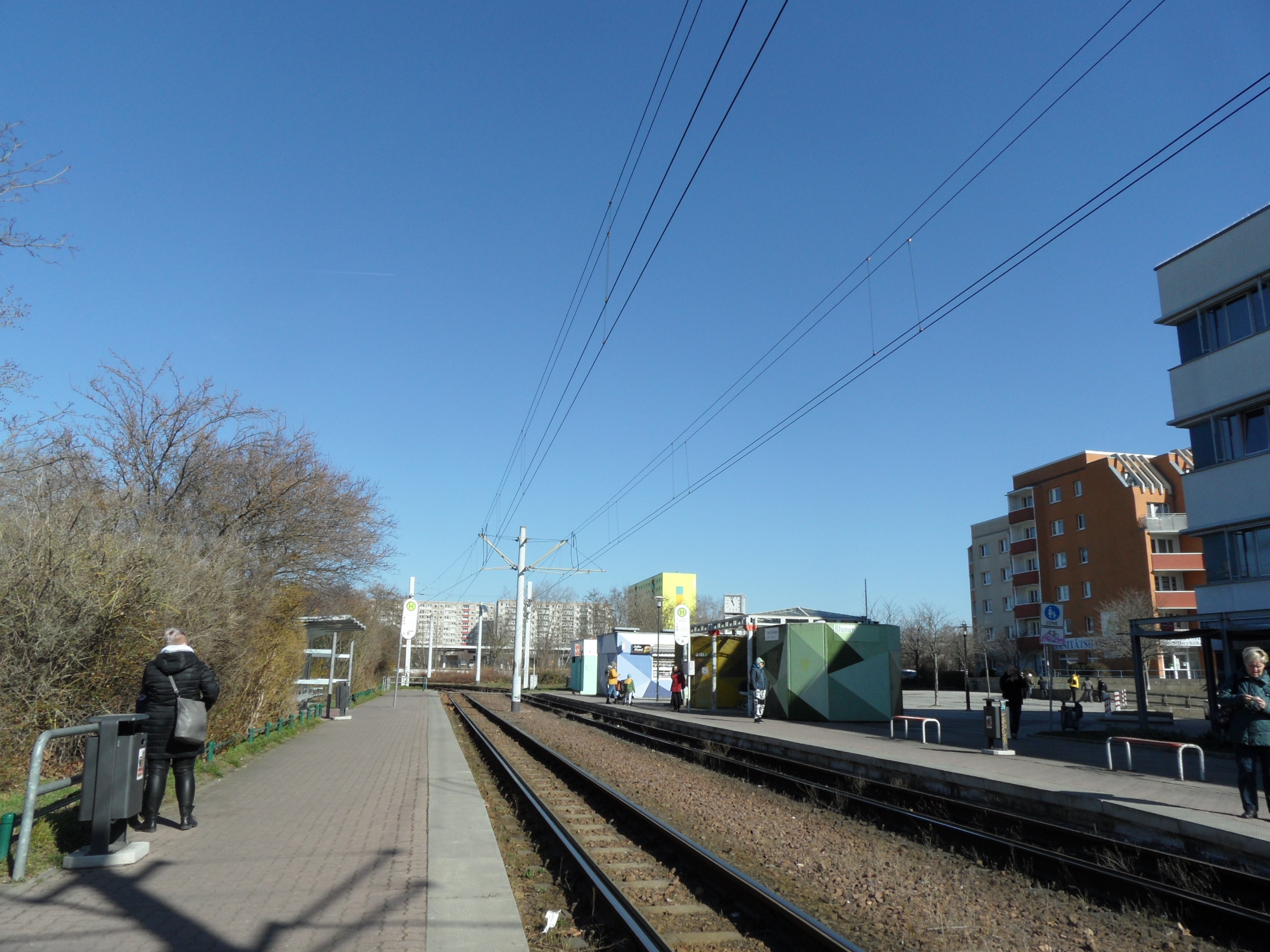 Hbf Bus